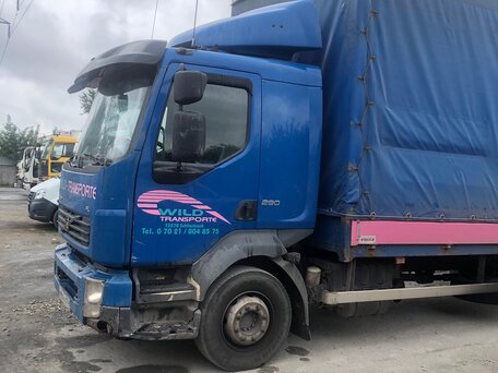 2011 Volvo FL, синий, 3300000 рублей, вид 5