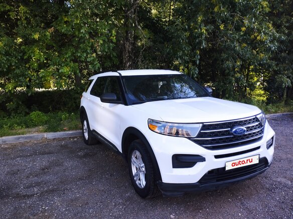 2019 Ford Explorer VI, белый, 2600000 рублей - вид 3