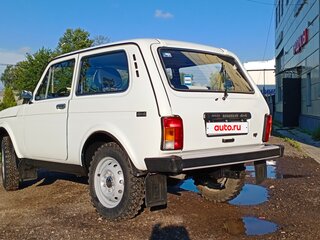 1998 Lada (ВАЗ) 2121 (4x4) I Рестайлинг, белый, 3000000 рублей, вид 4