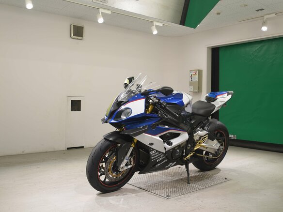 2015 BMW S 1000 RR, белый, 1130000 рублей - вид 2