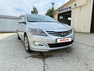 2016 Hyundai Solaris I Рестайлинг, серебристый, 1200000 рублей, вид 5