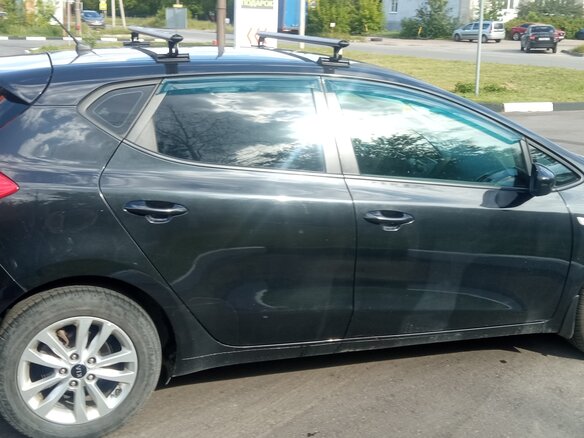 2015 Kia Ceed II Рестайлинг, чёрный, 1100000 рублей - вид 1