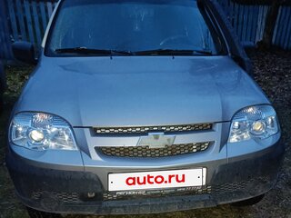 2018 Chevrolet Niva I Рестайлинг, серый, 820000 рублей, вид 1