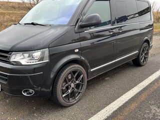 2011 Volkswagen Multivan T5 Рестайлинг, чёрный, 2600000 рублей, вид 3