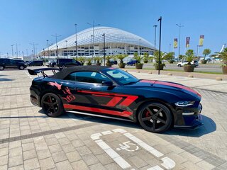 2019 Ford Mustang VI Рестайлинг, чёрный, 3110000 рублей, вид 2