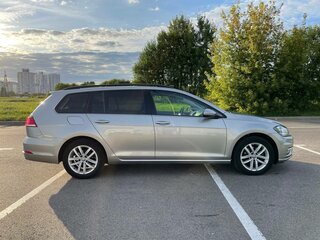2017 Volkswagen Golf VII Рестайлинг, серебристый, 1240000 рублей, вид 4