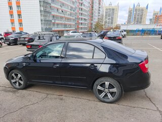 2017 Skoda Rapid I, чёрный, 900000 рублей, вид 4