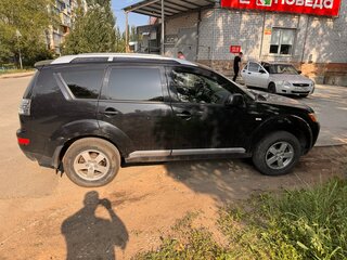 2008 Mitsubishi Outlander II, чёрный, 920000 рублей, вид 4