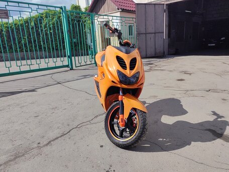 2006 Yamaha Aerox 50, оранжевый, 360000 рублей, вид 2