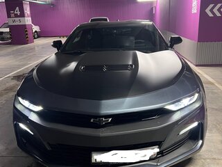 2022 Chevrolet Camaro SS VI Рестайлинг, серебристый, 7000000 рублей, вид 2