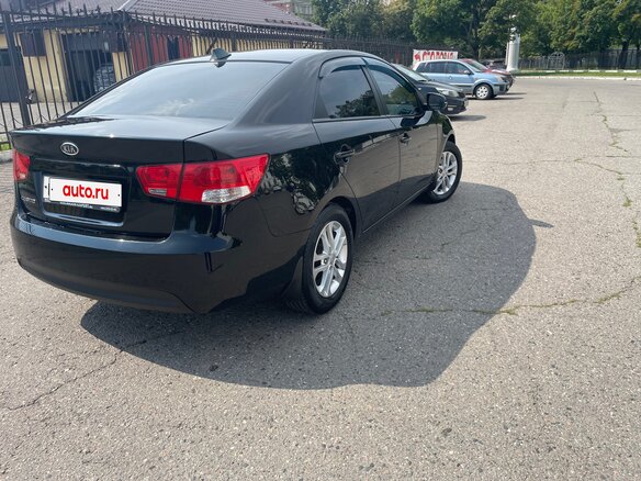 2012 Kia Cerato 6-speed II, чёрный - вид 4