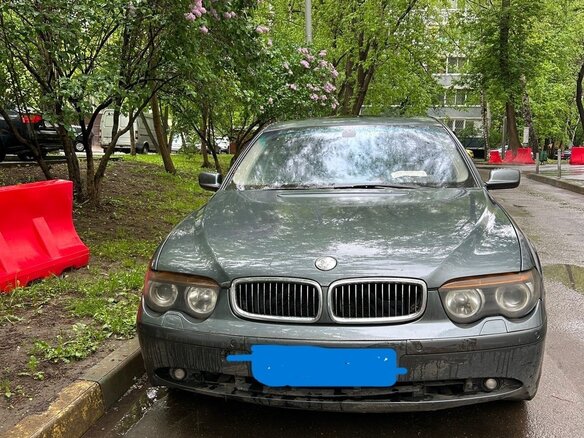 2002 BMW 7 серии 745i IV (E65/E66), серый, 750000 рублей