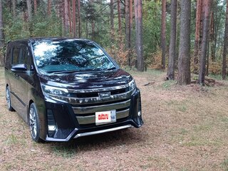 2019 Toyota Noah III (R80) Рестайлинг, фиолетовый, 2790000 рублей, вид 5