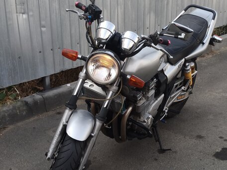 1999 Yamaha XJR400, серебристый, 200000 рублей, вид 1