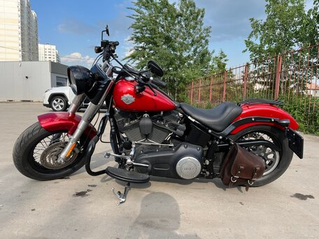 2012 Harley-Davidson Softail Slim, красный, 800000 рублей, вид 1