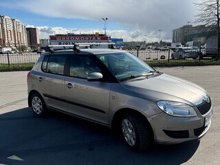 2011 Skoda Fabia II Рестайлинг, серый, 420000 рублей, вид 3