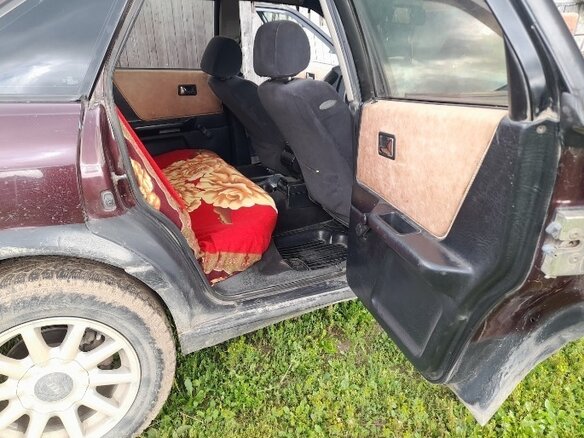 1990 Audi 80 IV (B3), красный, 250000 рублей - вид 8