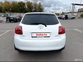 2009 Toyota Auris I, белый, 549000 рублей, вид 2
