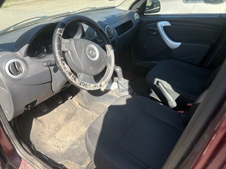 2014 Lada (ВАЗ) Largus I, красный, 381000 рублей, вид 4