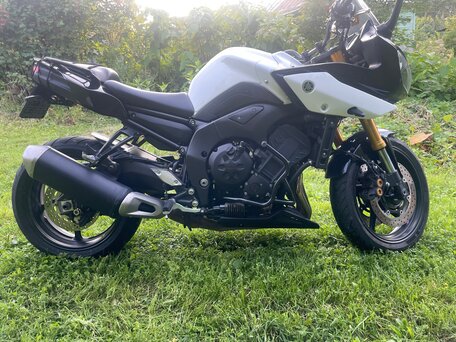 2011 Yamaha FZ8, белый, 550000 рублей, вид 1