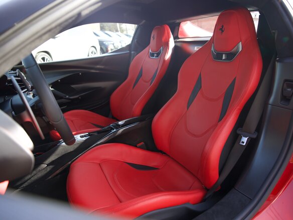 2023 Ferrari 296 GTB, красный, 34750000 рублей - вид 20