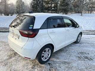 2020 Honda Fit IV, белый, 1549000 рублей, вид 3