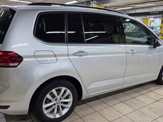 2019 Volkswagen Touran II, серый, 2100000 рублей, вид 4