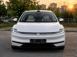 2026 Changan Qiyuan A06 28.39 kWh, серебристый, 2830000 рублей, вид 2
