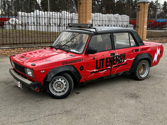 2008 Lada (ВАЗ) 2105, красный, 130000 рублей - вид 14