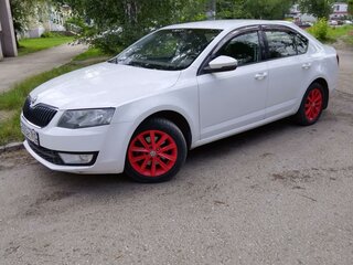 2013 Skoda Octavia III (A7), белый, 800000 рублей, вид 3