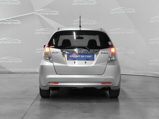 2011 Honda Fit Hybrid II, серый, 885000 рублей, вид 4