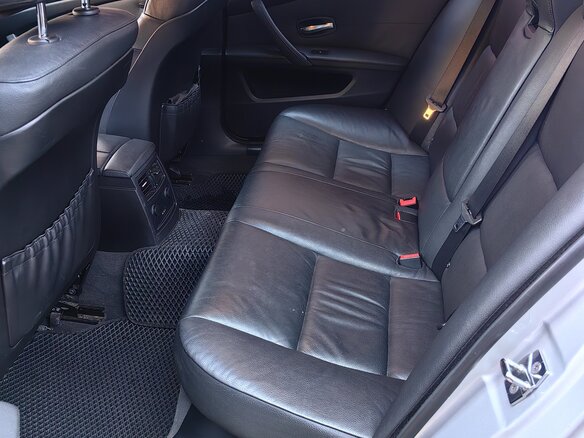 2008 BMW 5 серии 525i V (E60/E61) Рестайлинг, серебристый, 1300000 рублей - вид 12