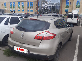 2010 Renault Megane III, бежевый, 449000 рублей, вид 3