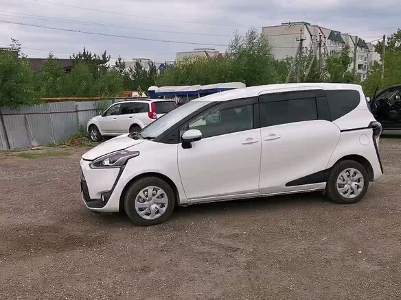 2018 Toyota Sienta II, белый, 1900000 рублей - вид 8