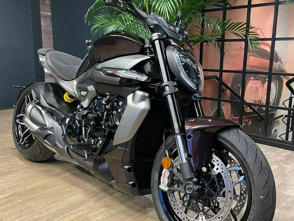 2025 Ducati XDiavel, фиолетовый, 3600000 рублей - вид 5