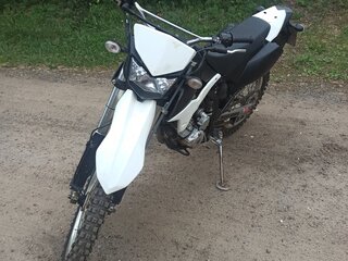 2011 Kawasaki KLX 250, белый, 325000 рублей, вид 1