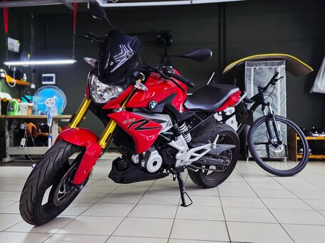 2019 BMW G 310 R, красный, 415000 рублей, вид 2