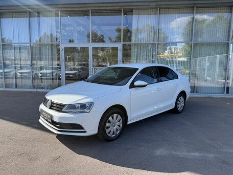 Volkswagen Jetta VI Рестайлинг