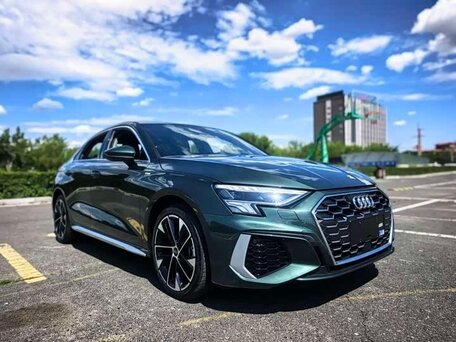 2022 Audi A3 35 TFSI Long IV (8Y), зелёный, 1690000 рублей, вид 2