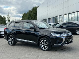 2019 Mitsubishi Outlander III Рестайлинг 3, чёрный, 2150000 рублей, вид 2