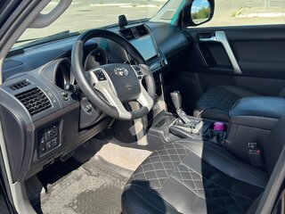 2011 Toyota Land Cruiser Prado 150 Series, серый, 2400000 рублей, вид 5