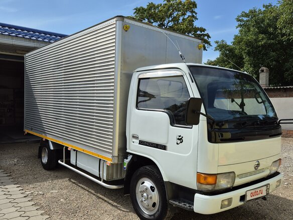 1990 Nissan Diesel Condor, белый, 1450000 рублей - вид 1