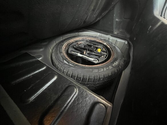 2010 Peugeot 308 I, чёрный, 400000 рублей - вид 14