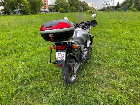 2001 Honda XL650V Transalp, серебристый, 430000 рублей, вид 4