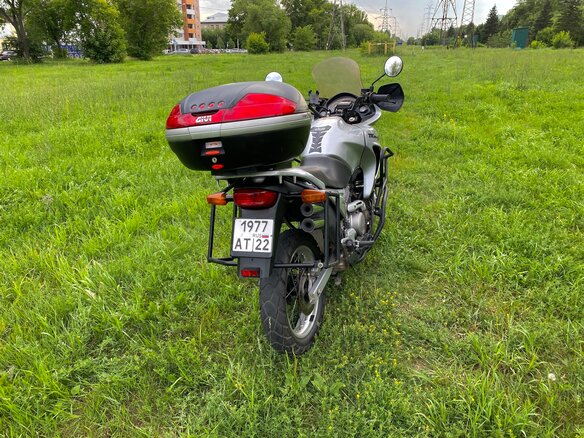 2001 Honda XL650V Transalp, серебристый, 430000 рублей - вид 3