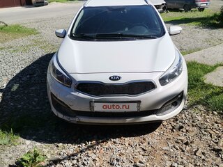 2018 Kia Ceed II Рестайлинг, белый, 1240000 рублей, вид 1
