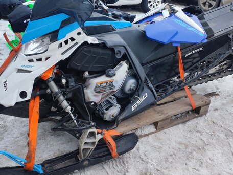 2023 Polaris 600 INDY, зелёный, 625000 рублей, вид 1