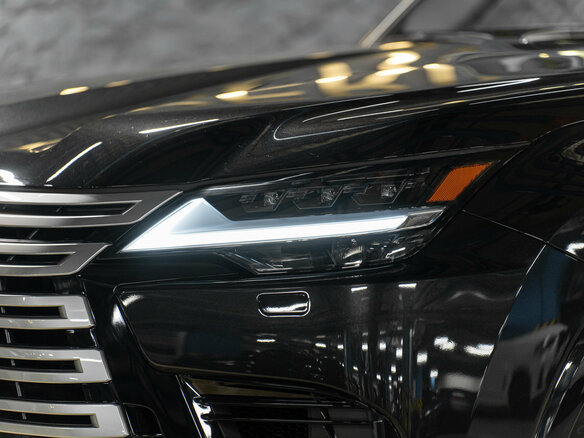 2025 Lexus LX 600 IV, чёрный, 19390000 рублей - вид 3