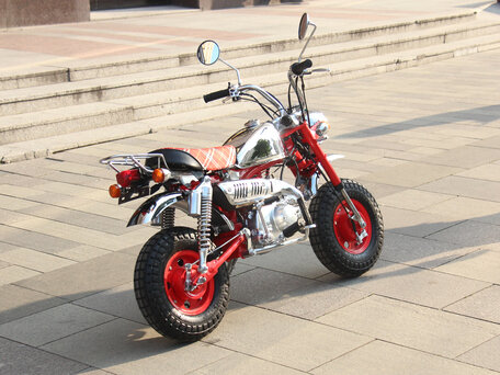 1986 Honda Z50, красный, 284500 рублей, вид 4
