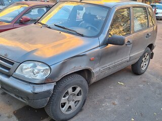 2004 Chevrolet Niva I, серый, 250000 рублей, вид 3